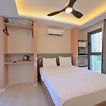 卡利斯酒店 3* Çeşme
